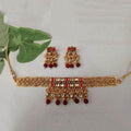 Ishhaara Square Kundna Gold Choker And Earring Set