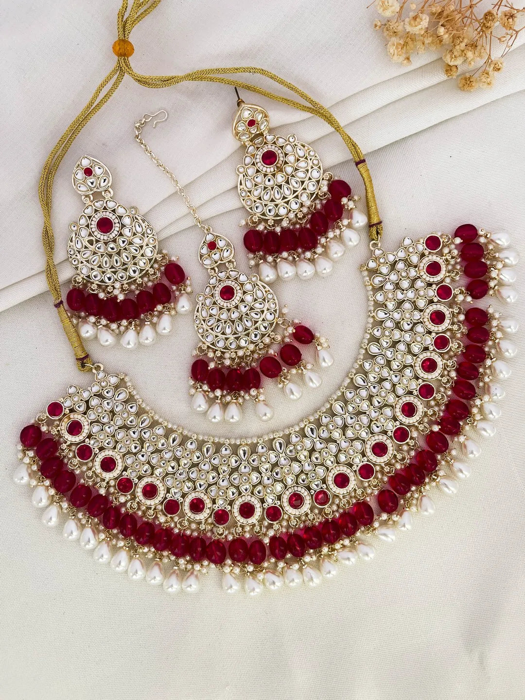 Ishhaara Red Traditional Kundan Necklace Set