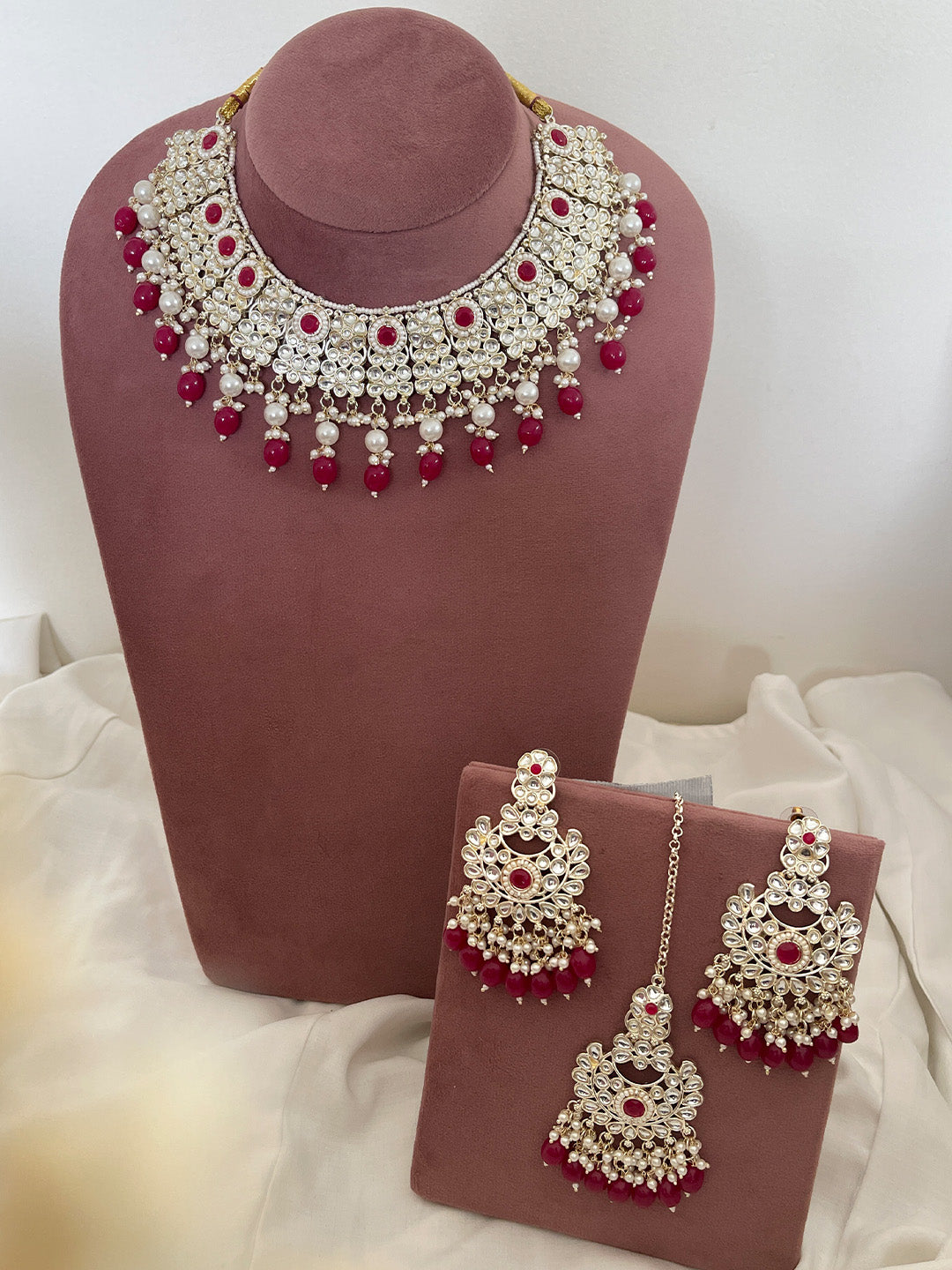 Ishhaara Red Traditional Kundan Studded Bridal Choker Necklace