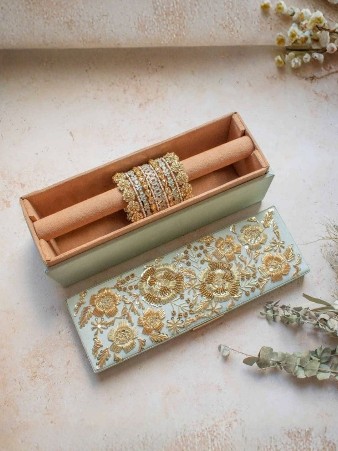 Ishhaara Kundan Bangle Set — handcrafted Indian jewellery