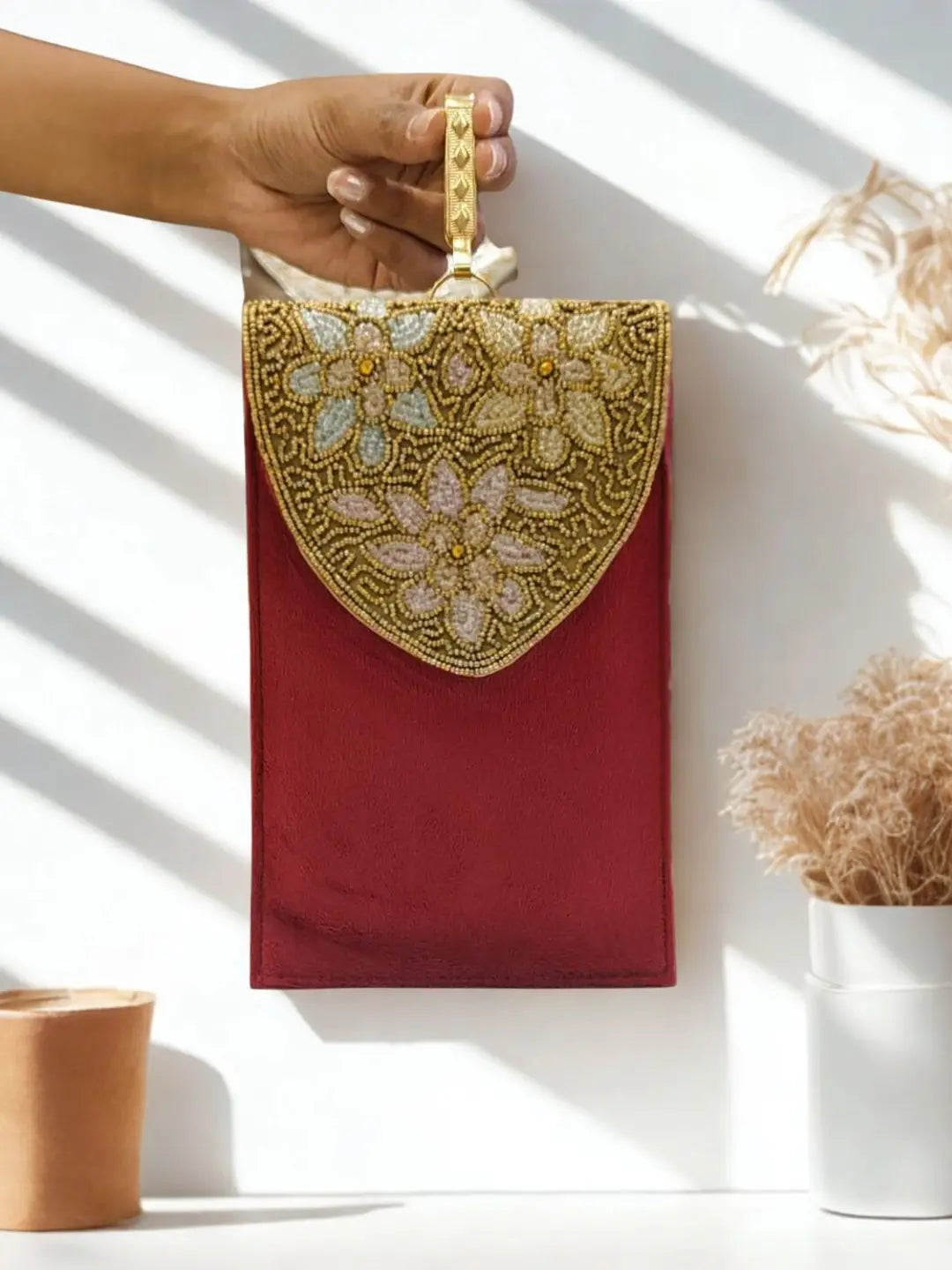Ishhaara Red Velvet Majesty Phone Clutch Bag