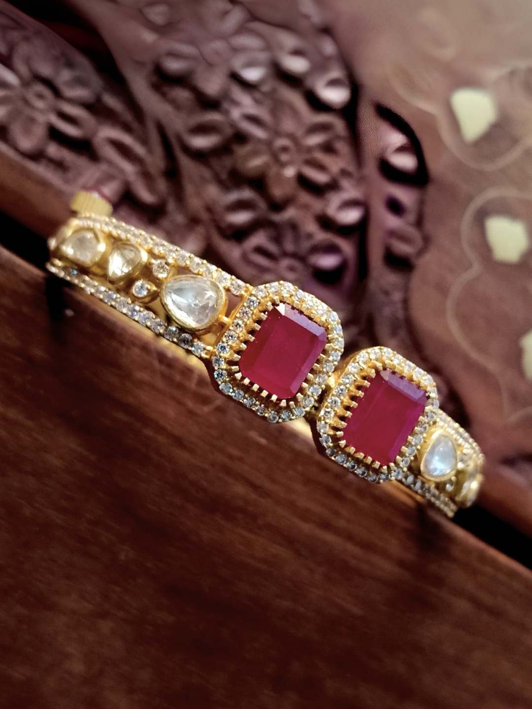Ishhaara Green Verdant Polki Radiance Kada