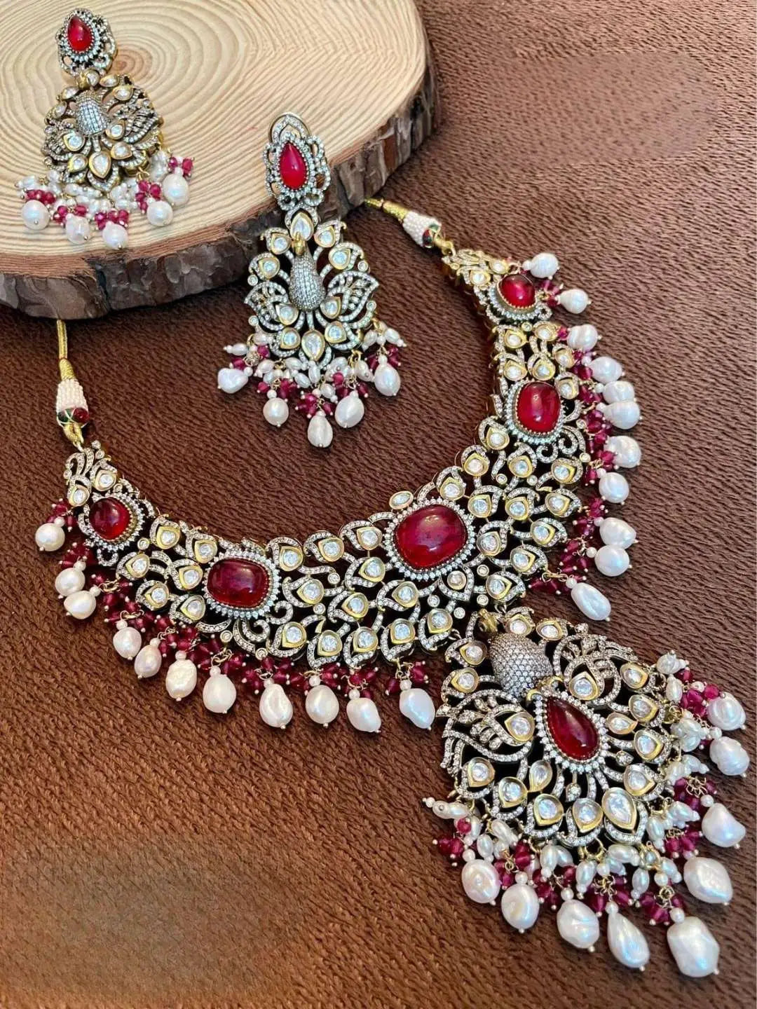 Ishhaara Red Victorian Dancing Peacock Choker Necklace