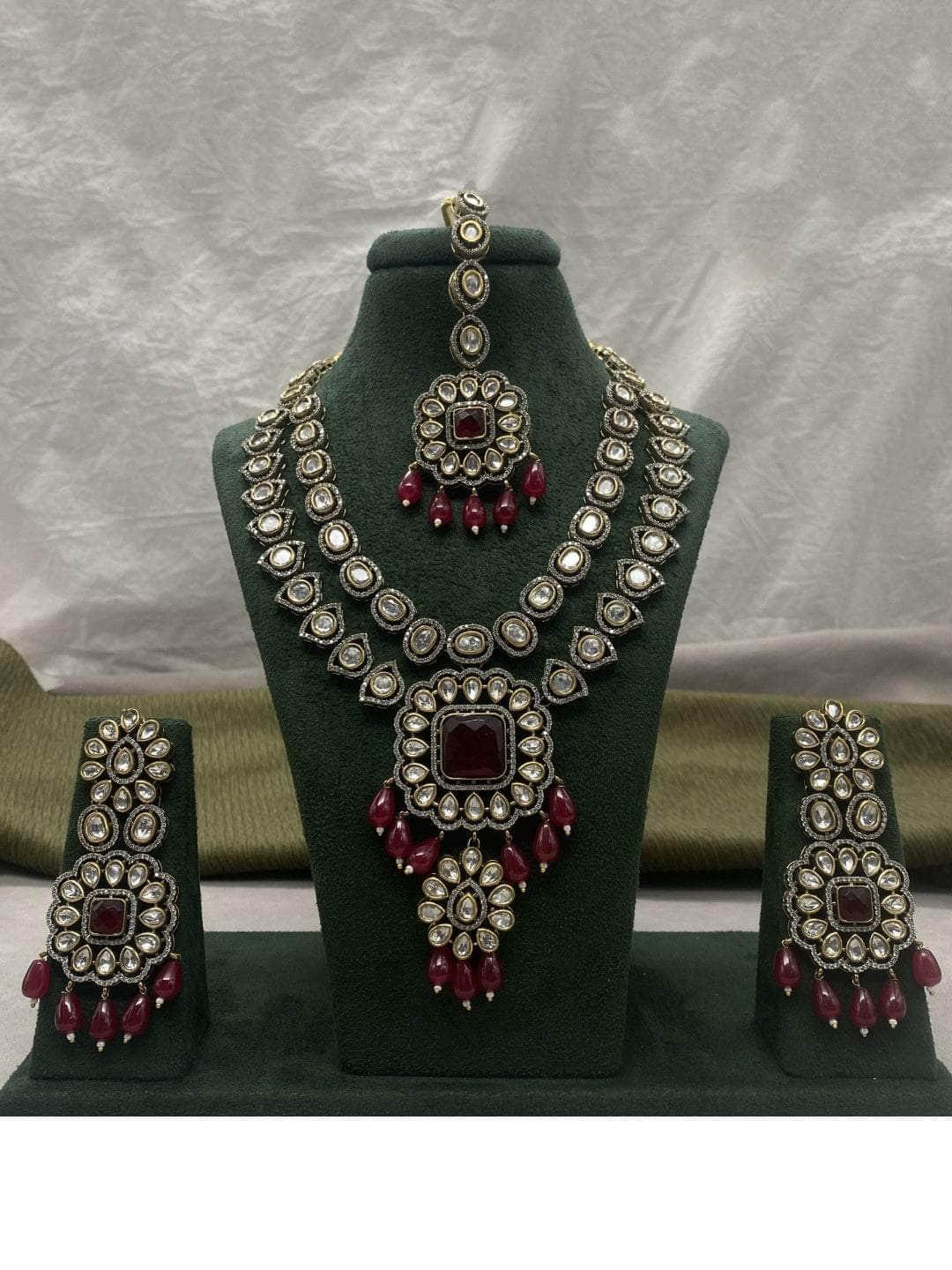 Ishhaara Victorian Kundan Set