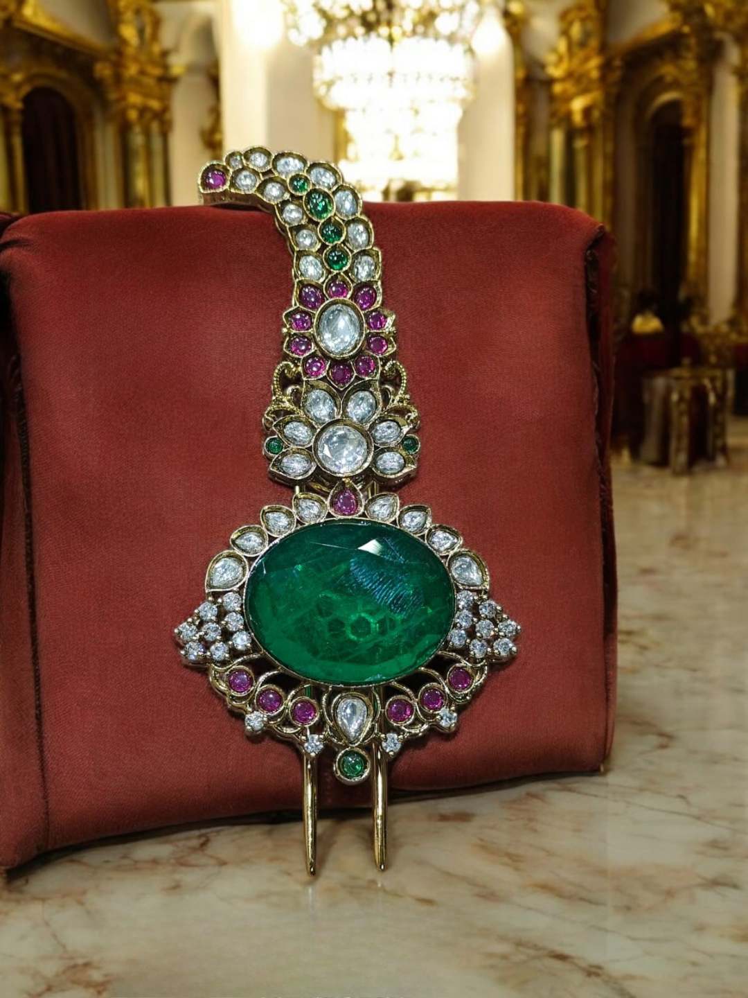 Ishhaara Regal Emerald Polki Kalangi