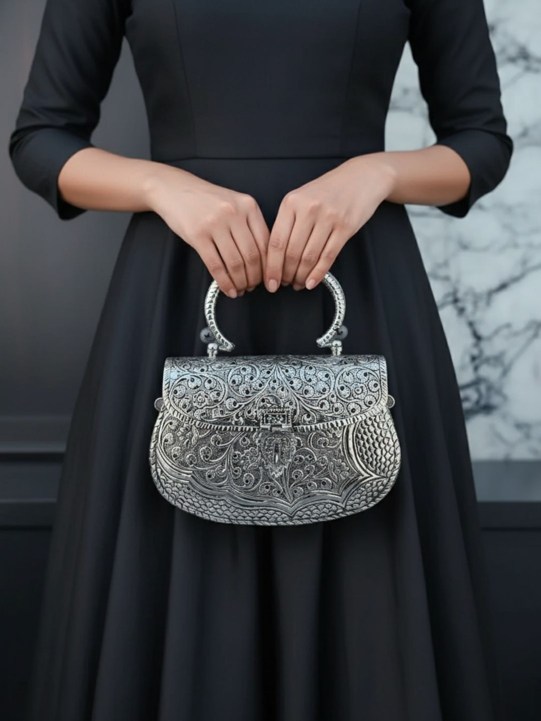 Ishhaara Regal Meenakari Clutch