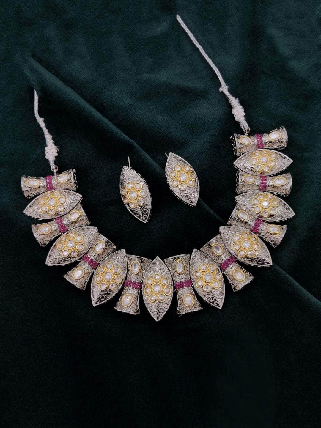 Ishhaara Regal Perfection Necklace