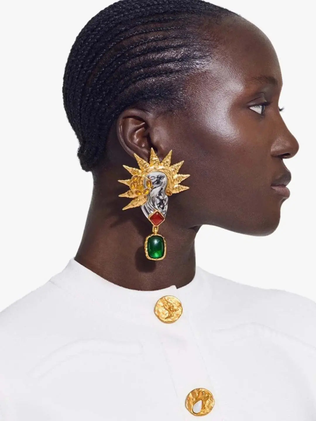 Ishhaara Retro Style Statement Earrings And Neck Piece