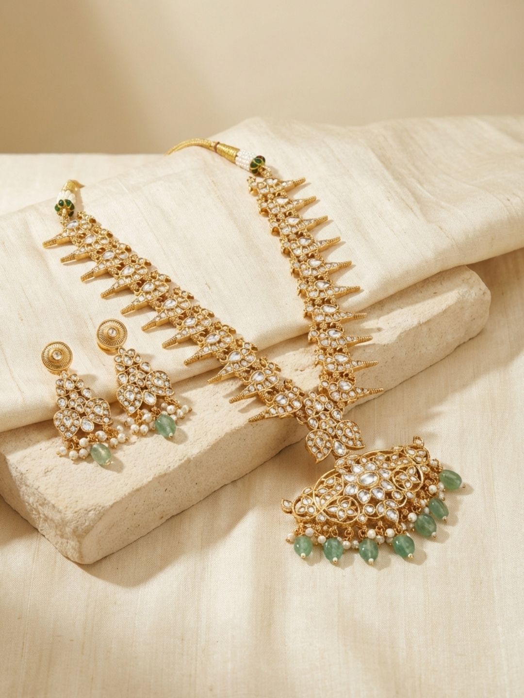 Ishhaara Reversible Mango Haram