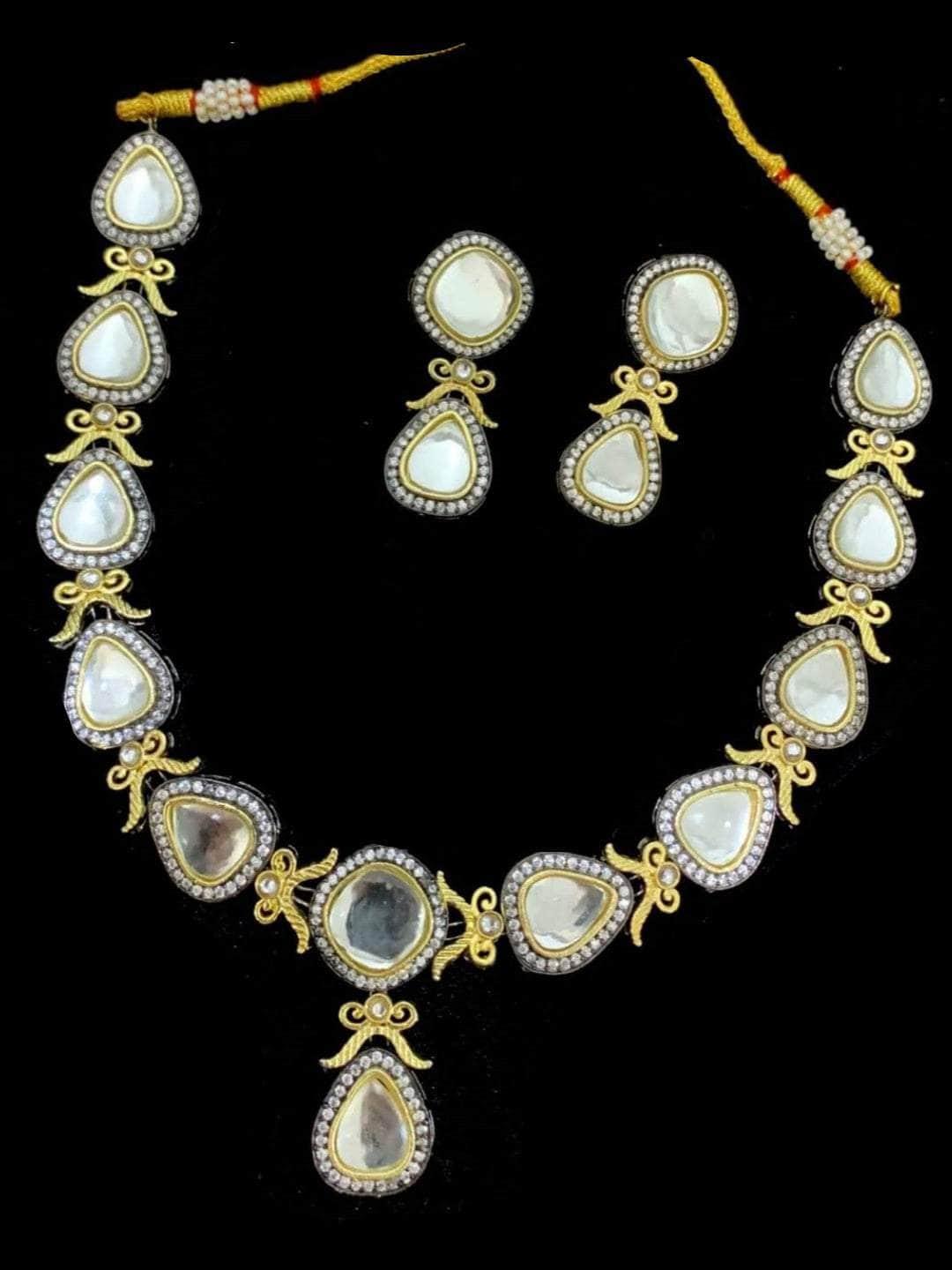 Ishhaara Revibrate Trilliant Necklace