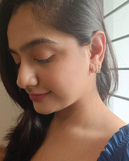 Ishhaara Rhinestone Decor Ear Cuff