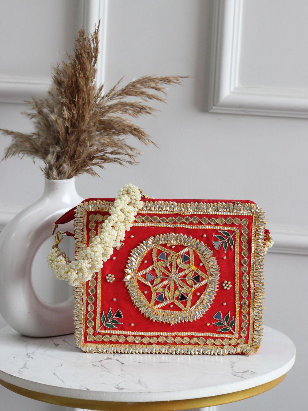 Ishhaara Riwaayat Gota Patti Bag