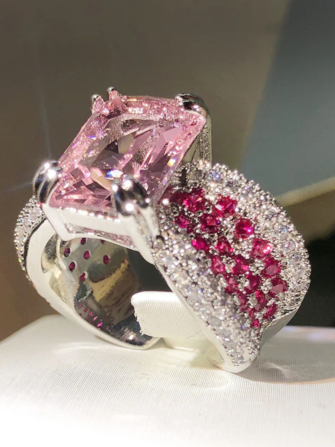 Ishhaara Rosalind Statement Ring