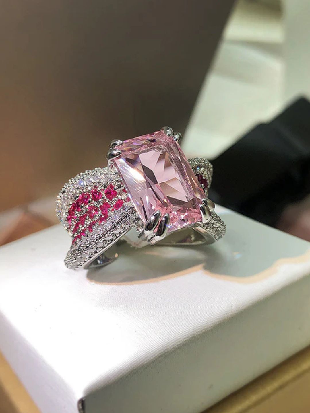 Ishhaara Rosalind Statement Ring