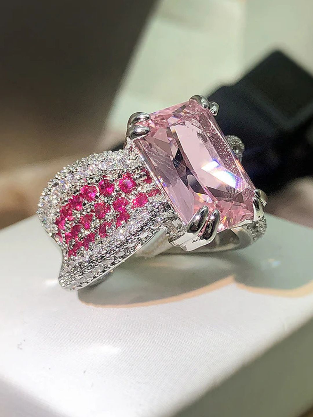 Ishhaara Rosalind Statement Ring