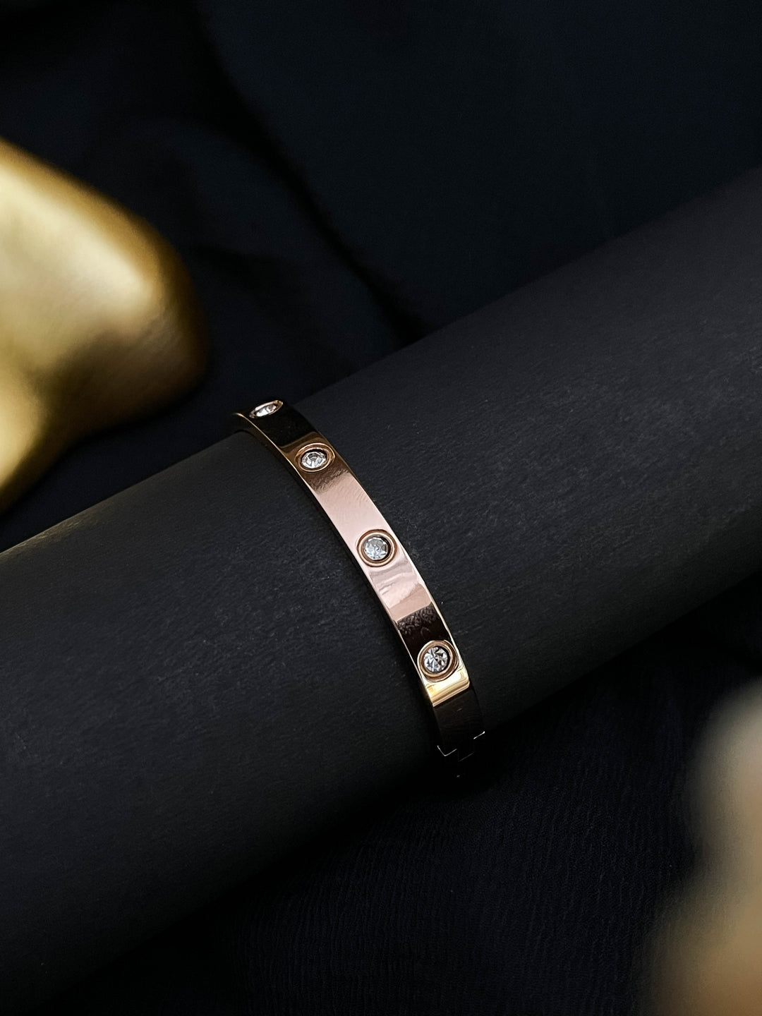 Ishhaara Rose Gold Elegant Bracelet