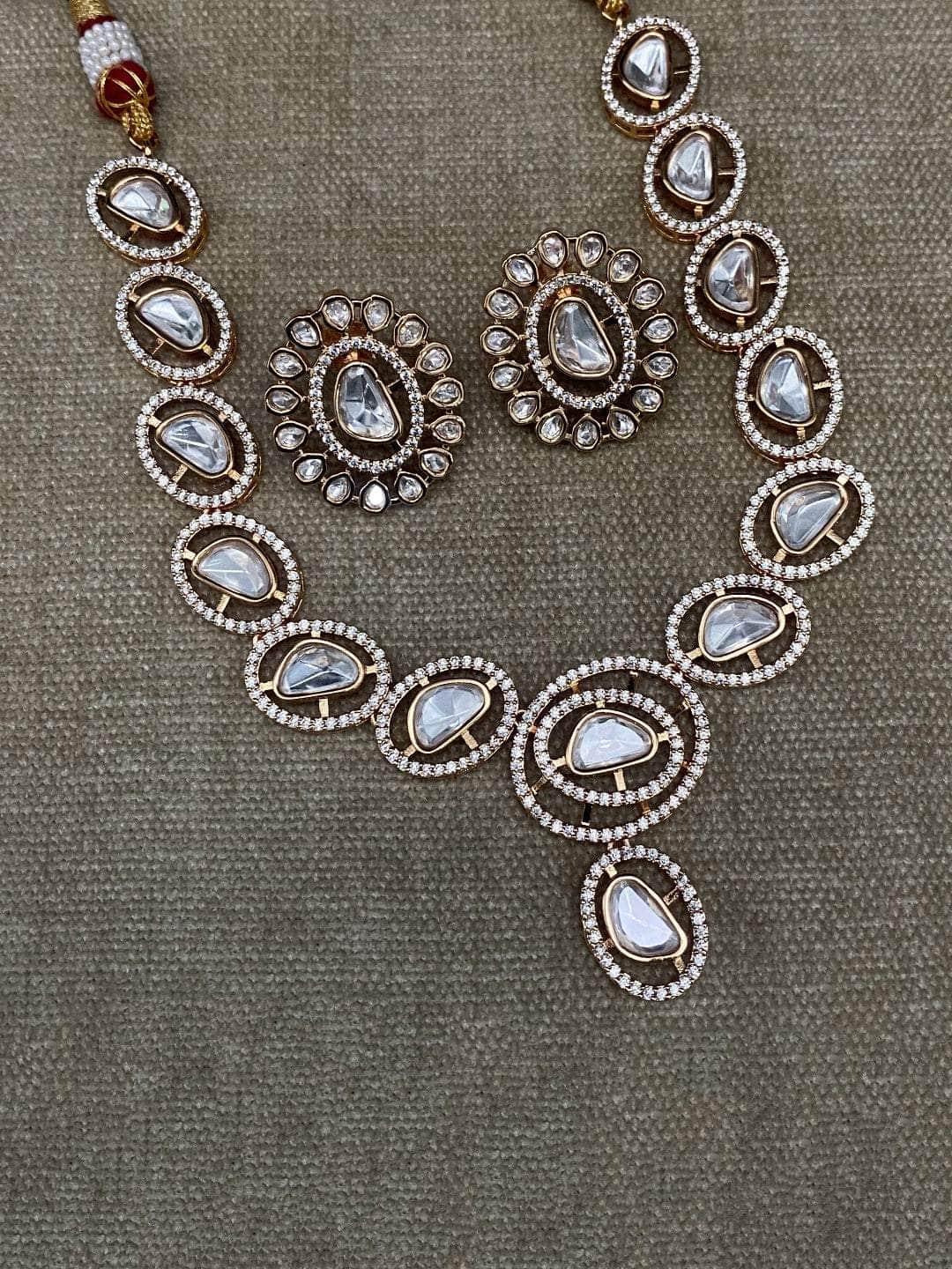 Ishhaara Opulent Kundan Necklace