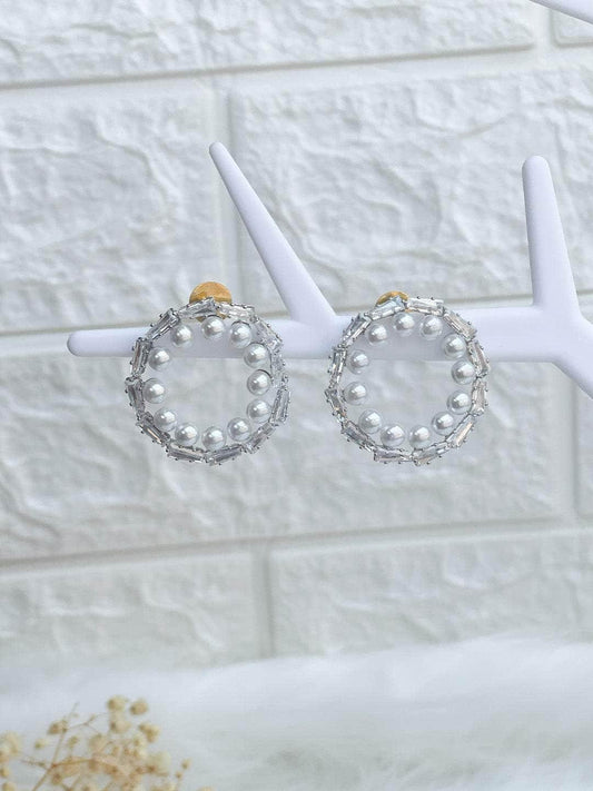 Ishhaara Round Crystal Earrings