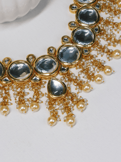 Ishhaara Round Kundan Single Pendant Drop Necklace