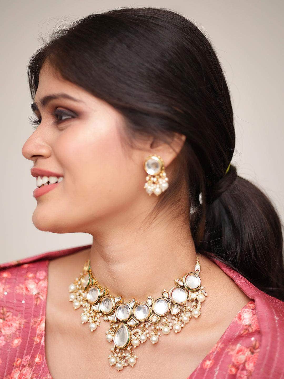 Ishhaara Round Kundan Single Pendant Drop Necklace