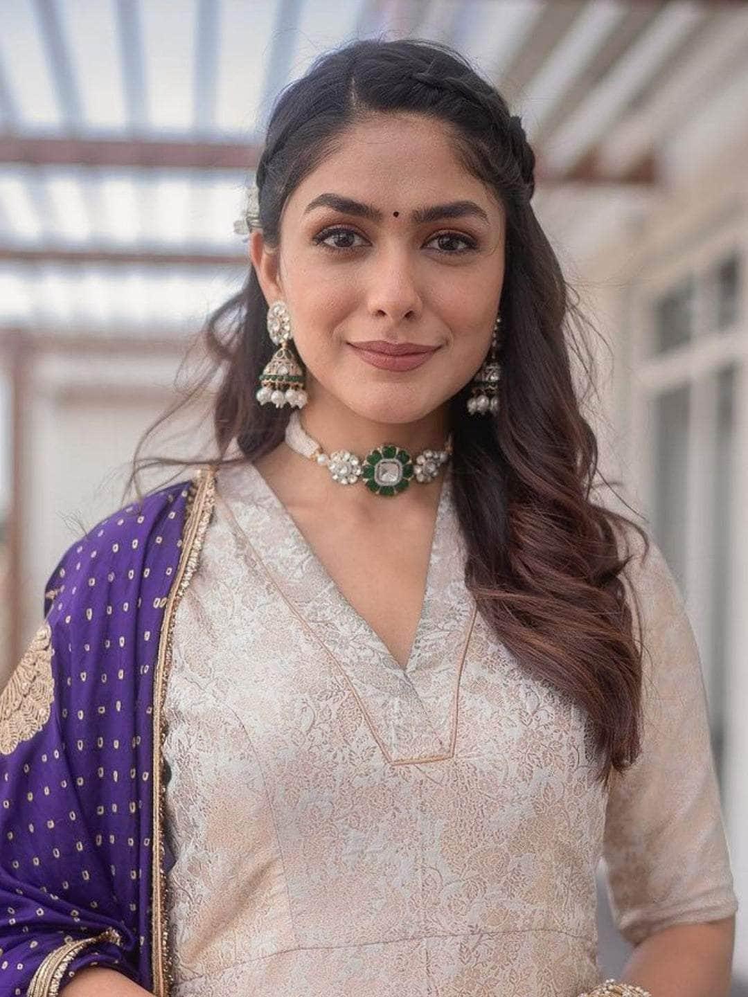 Ishhaara Round Stud Polki Jumka