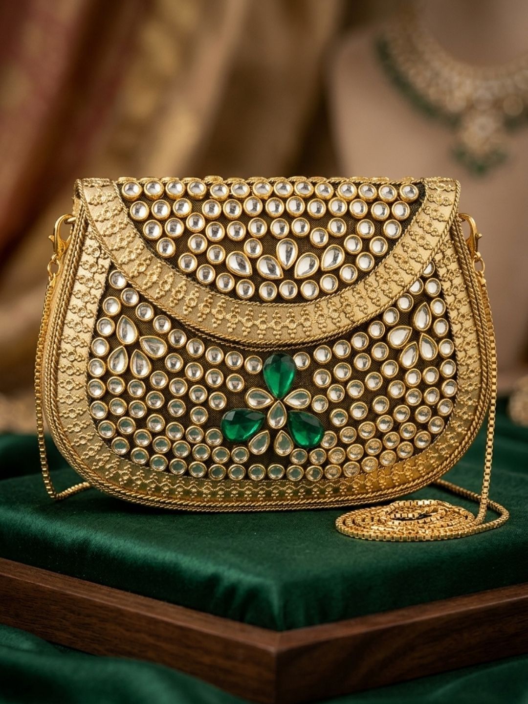 Ishhaara Royal Emerald Kundan Potli Mini Clutch