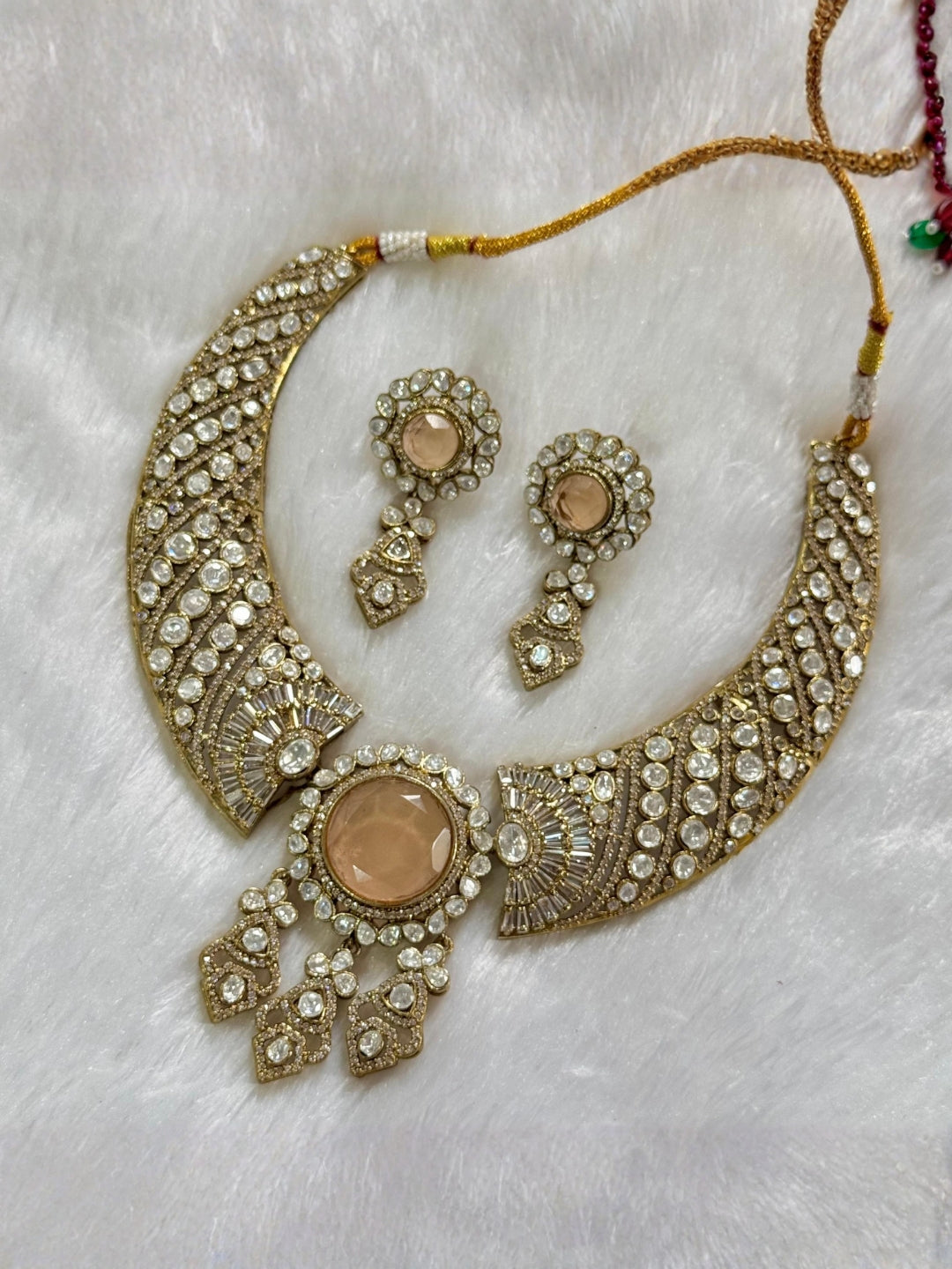 Ishhaara Royal Kundan Choker Necklace