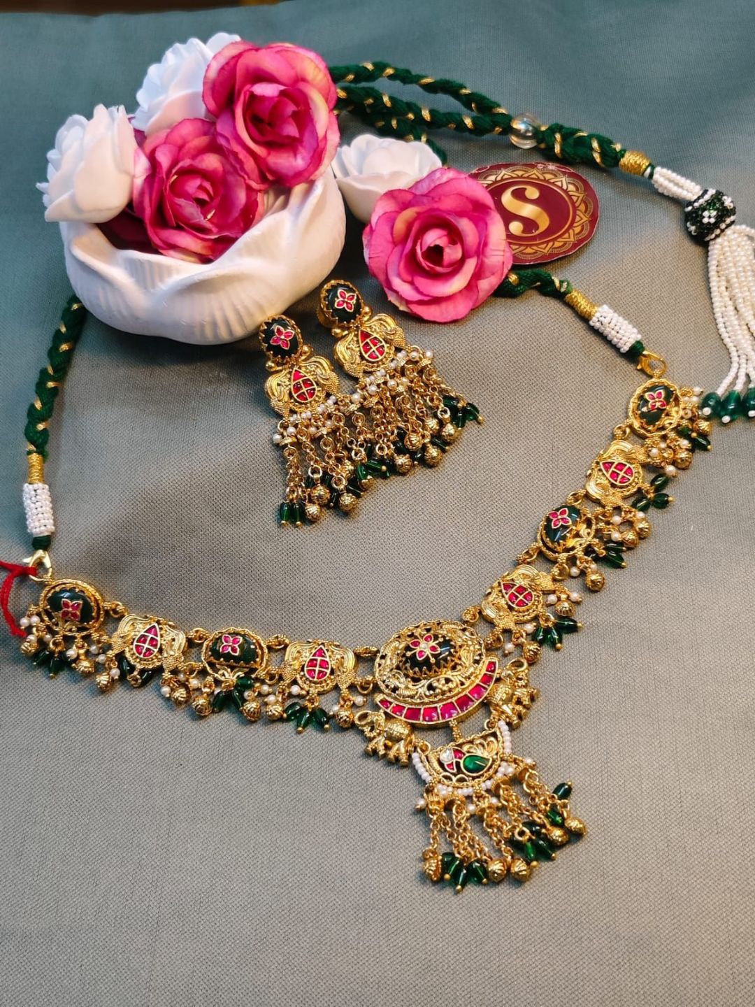 Ishhaara Royal Pota Stone And Pearl Ethnic Necklace Set
