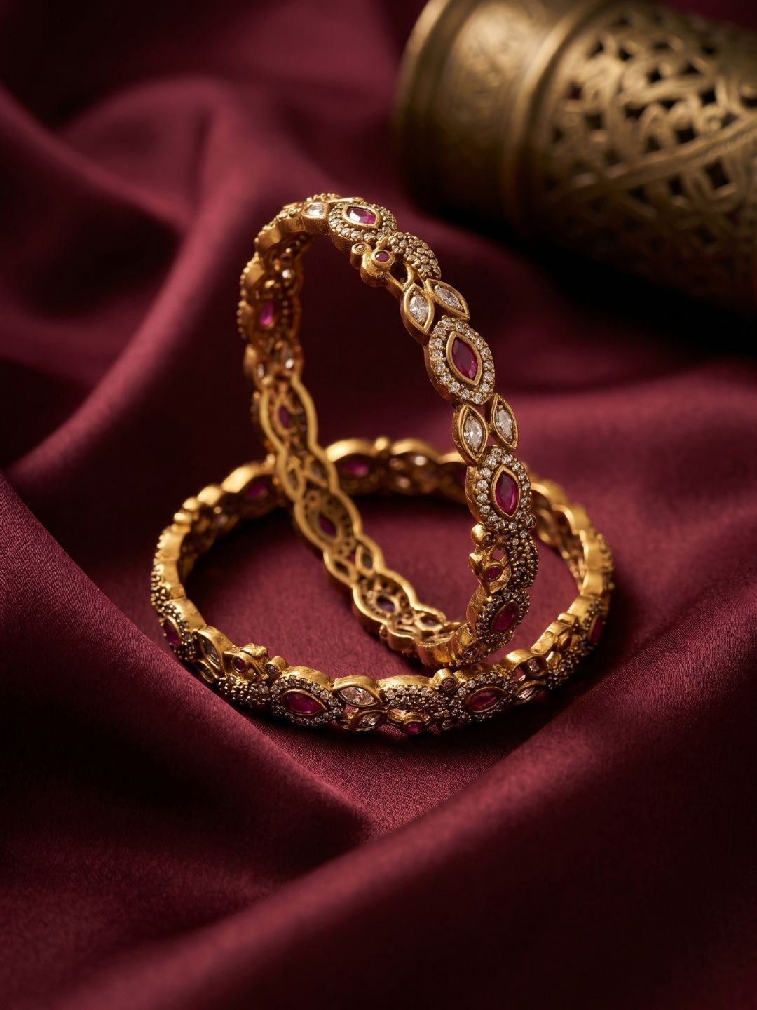 Ishhaara Royal Red Heritage Bangles