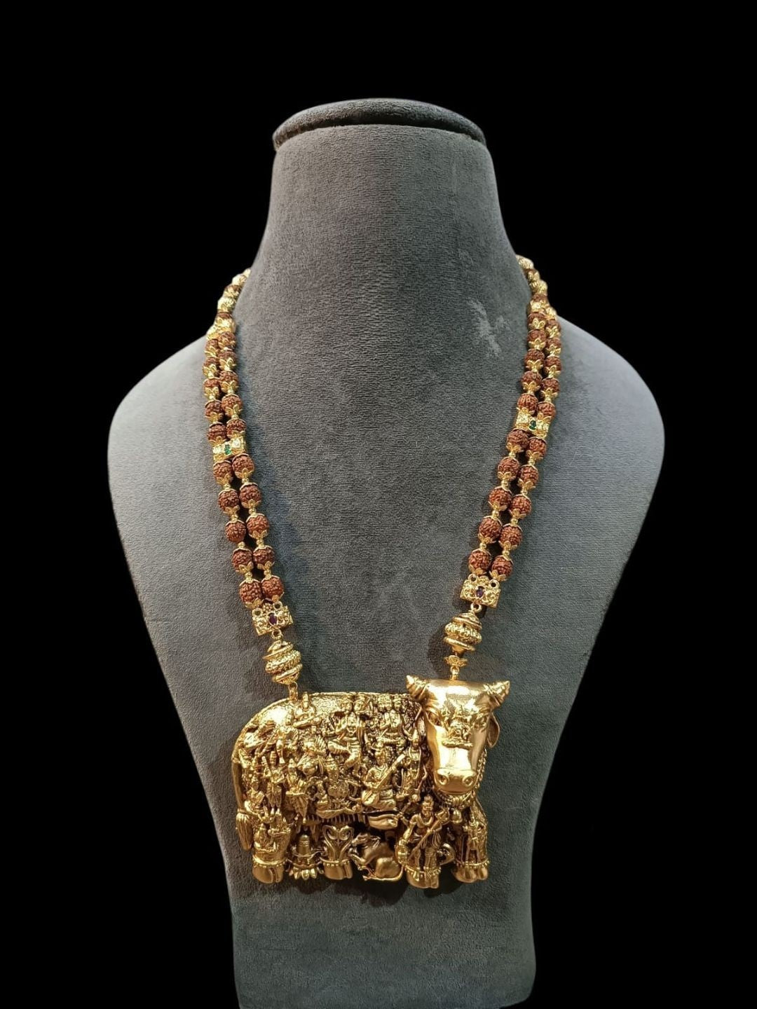 Ishhaara Antique Gold Temple Pendant Necklace — handcrafted Indian jewellery