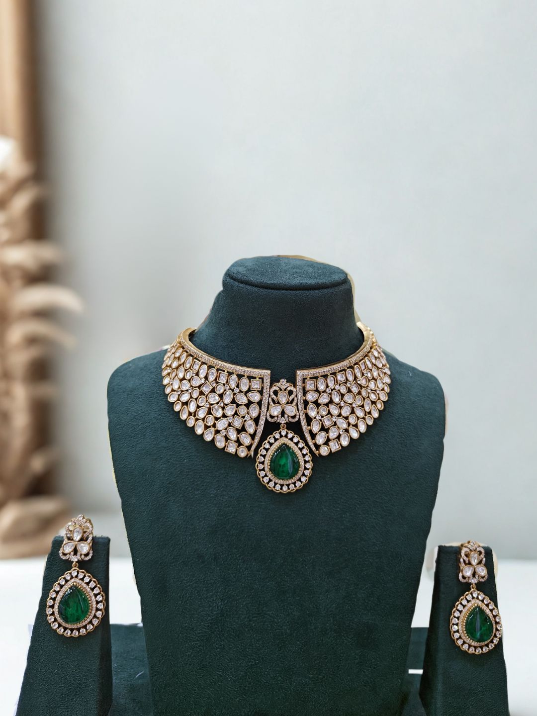 Ishhaara Sabyasachi Gold Polki Necklace