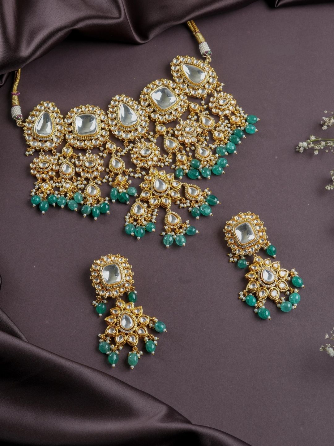 Ishhaara Sabyasachi Green Uncut Kundan Victorian Choker Set