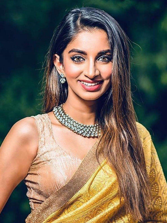 Ishhaara Sahithya Jagannathan In Diamond Choker With Earring Gold