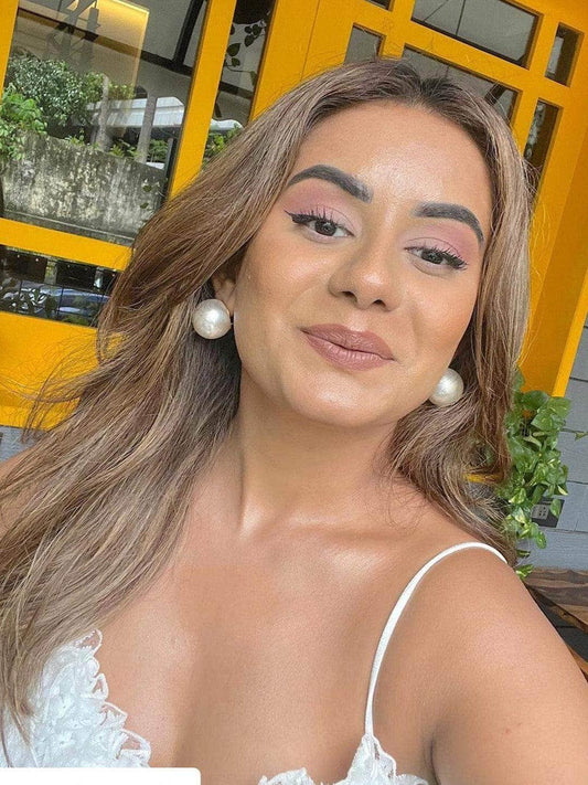 Ishhaara Samidha Singh In Big Pearl Statement Studs Ivory