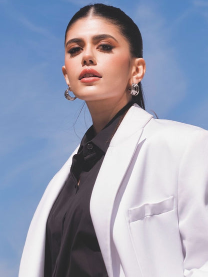 Ishhaara Sanjana Sanghi In Triple Hoop Earrings