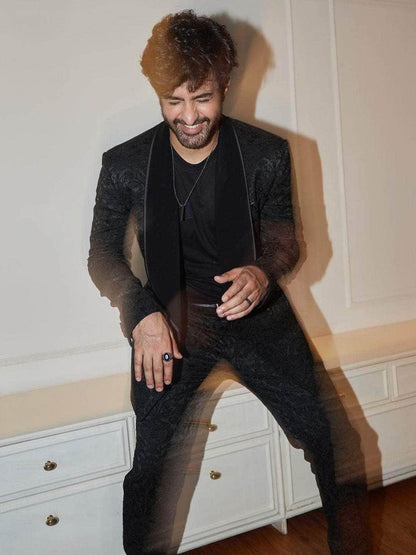 Ishhaara Satyajeet Dubey In Glowy Stainless Steel Ring