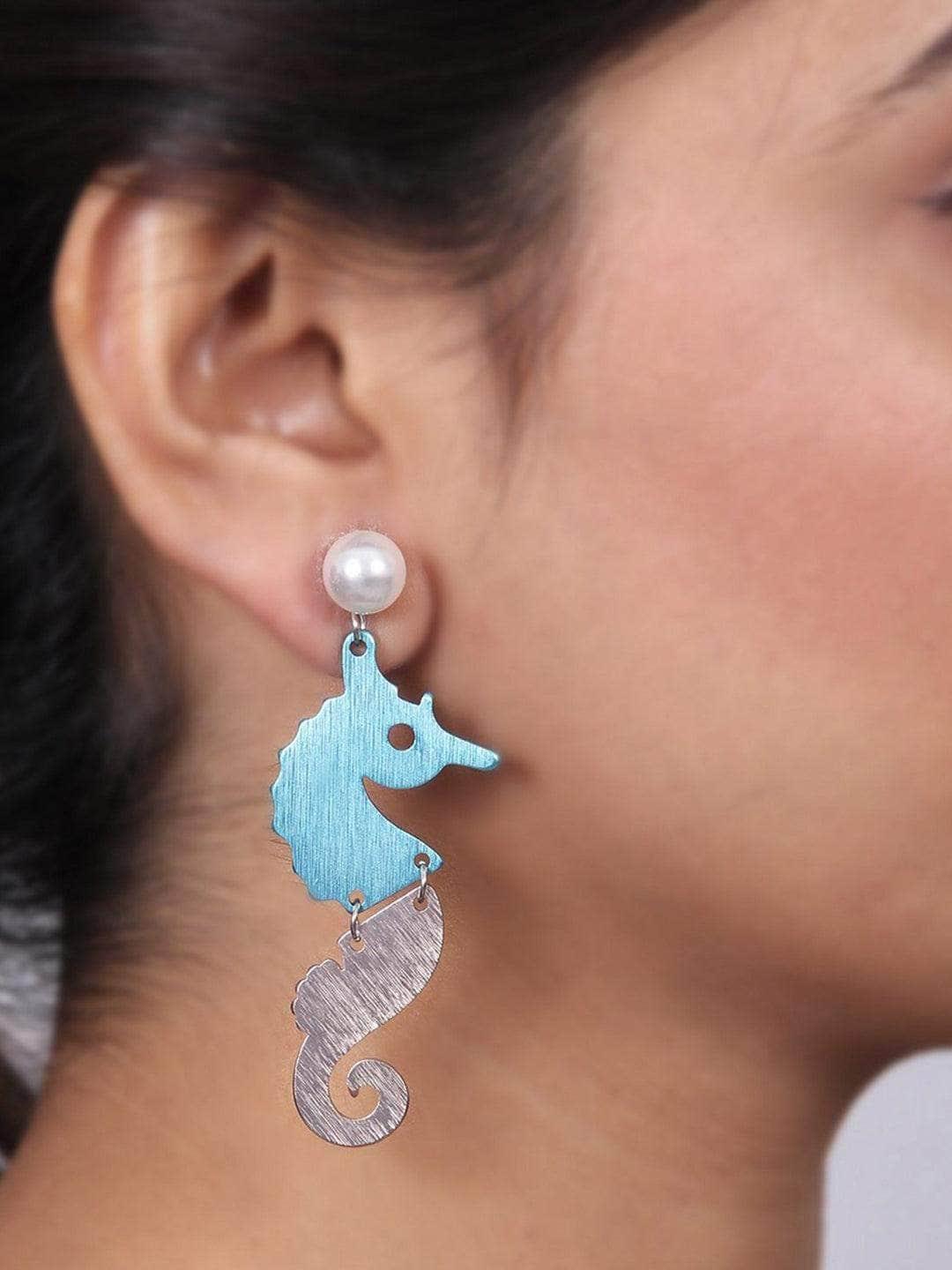 Ishhaara Sea Horse Earrings Blue