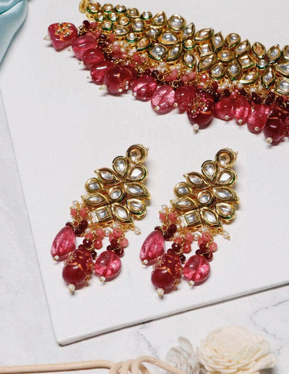 Ishhaara Semi Precious Center Stone Choker And Earring Set