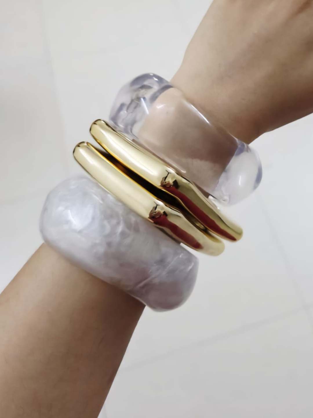 Ishhaara Set Of Four Acrylic Bangles