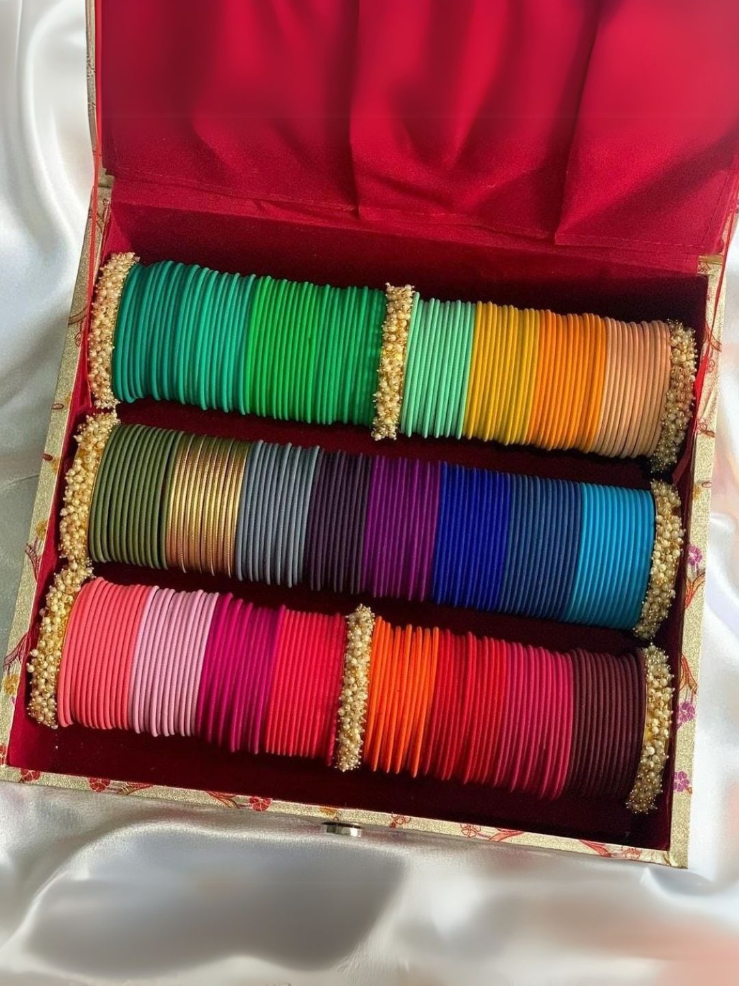 Ishhaara Set Of Metal Bangles With Pearl Bangles