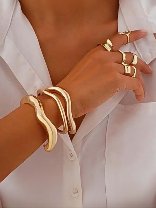 Ishhaara Set Of Three Handcuff And Six Rings