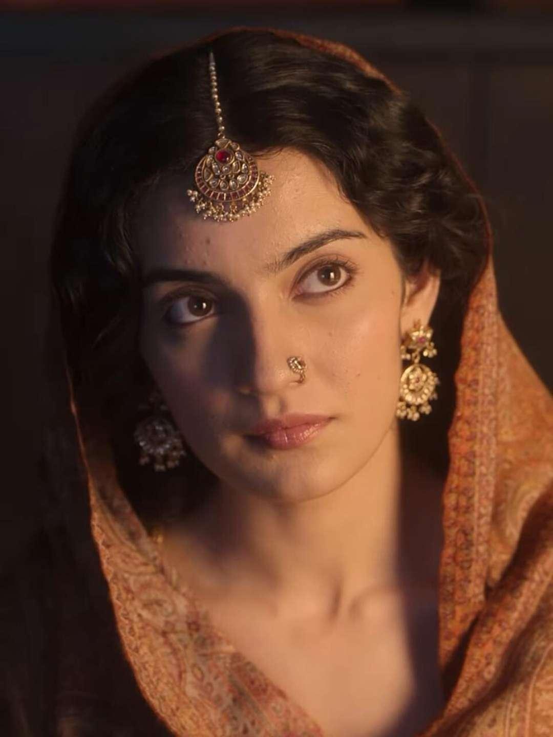 Ishhaara Shama Heeramandi Look Inspired Chandbali Earring And Maangtika Set