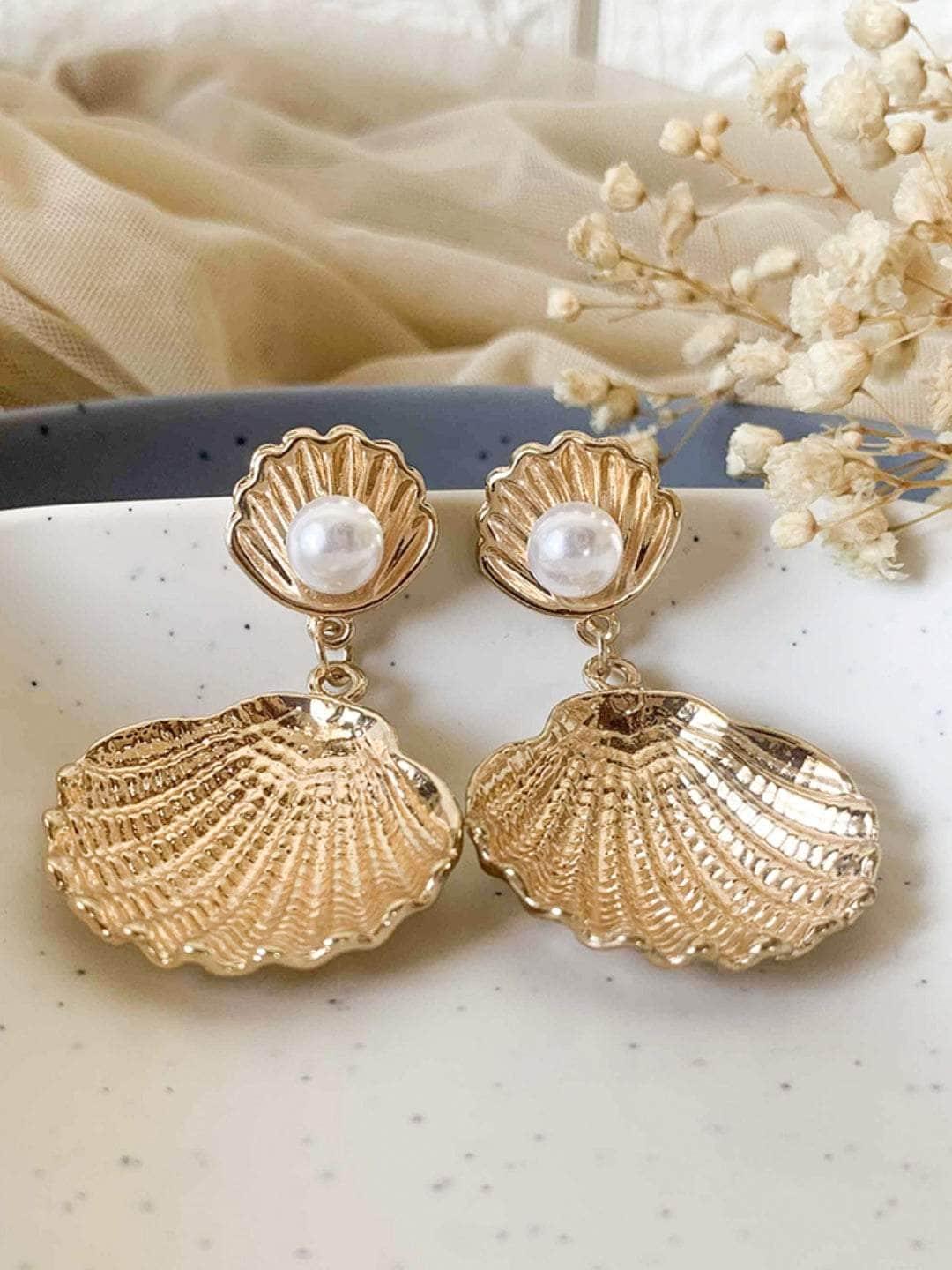 Ishhaara Shazahn Padamsee In Enchanted Pearl Seashells
