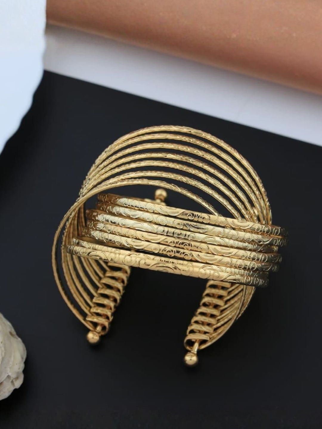 Ishhaara Shimerring Cuff Bracelet