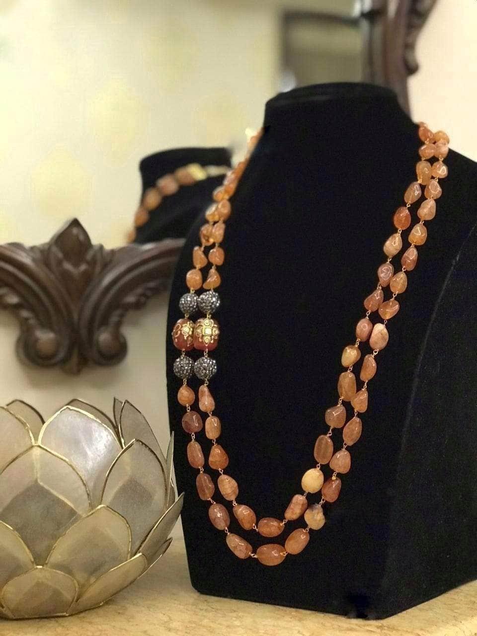 Ishhaara Side Beads Irregular Stone Necklace