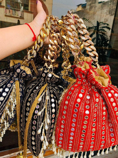 Ishhaara Silk Saree Designer Potli With Golden Beeds