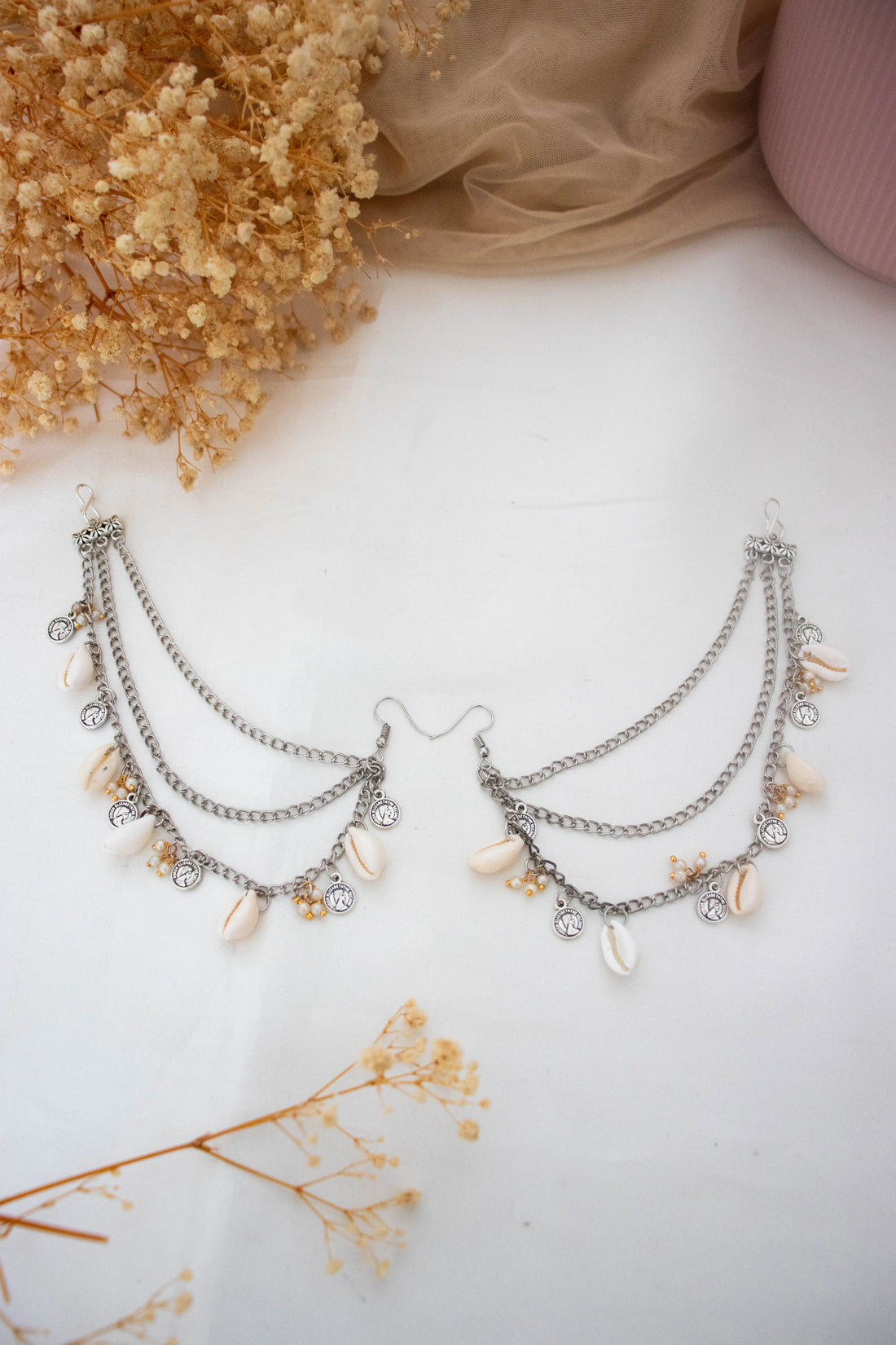 Ishhaara Silver And White Couri Sell 3 Layer Ear Chain