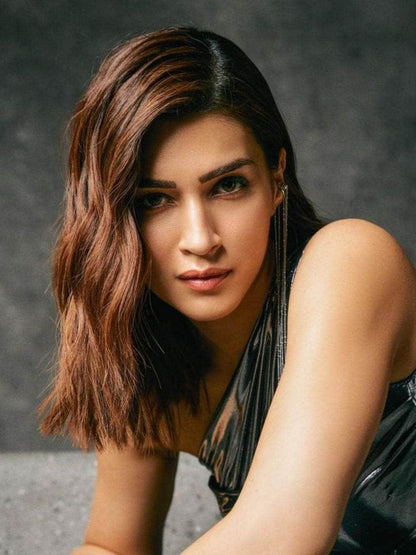Ishhaara Kriti Sanon In Long Tassel Earcuff