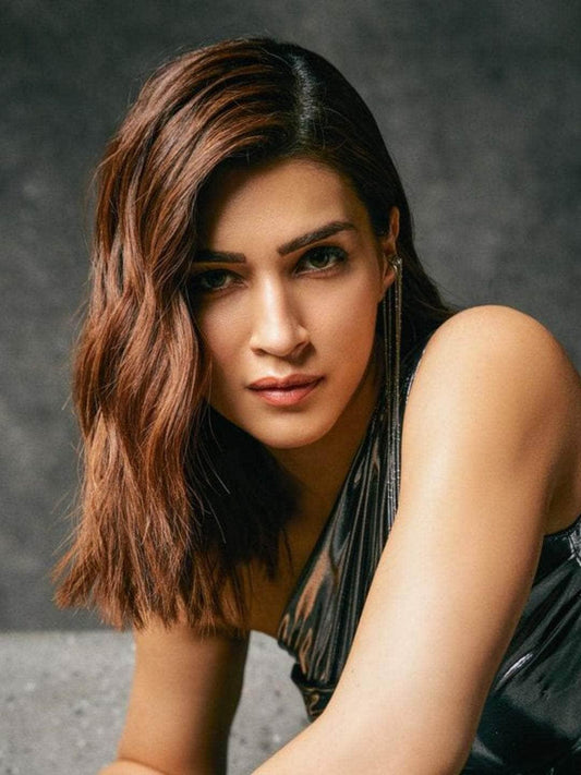 Ishhaara Kriti Sanon In Long Tassel Earcuff