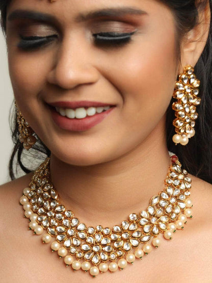 Ishhaara Simple Kundan Choker With Pearls Necklace Set